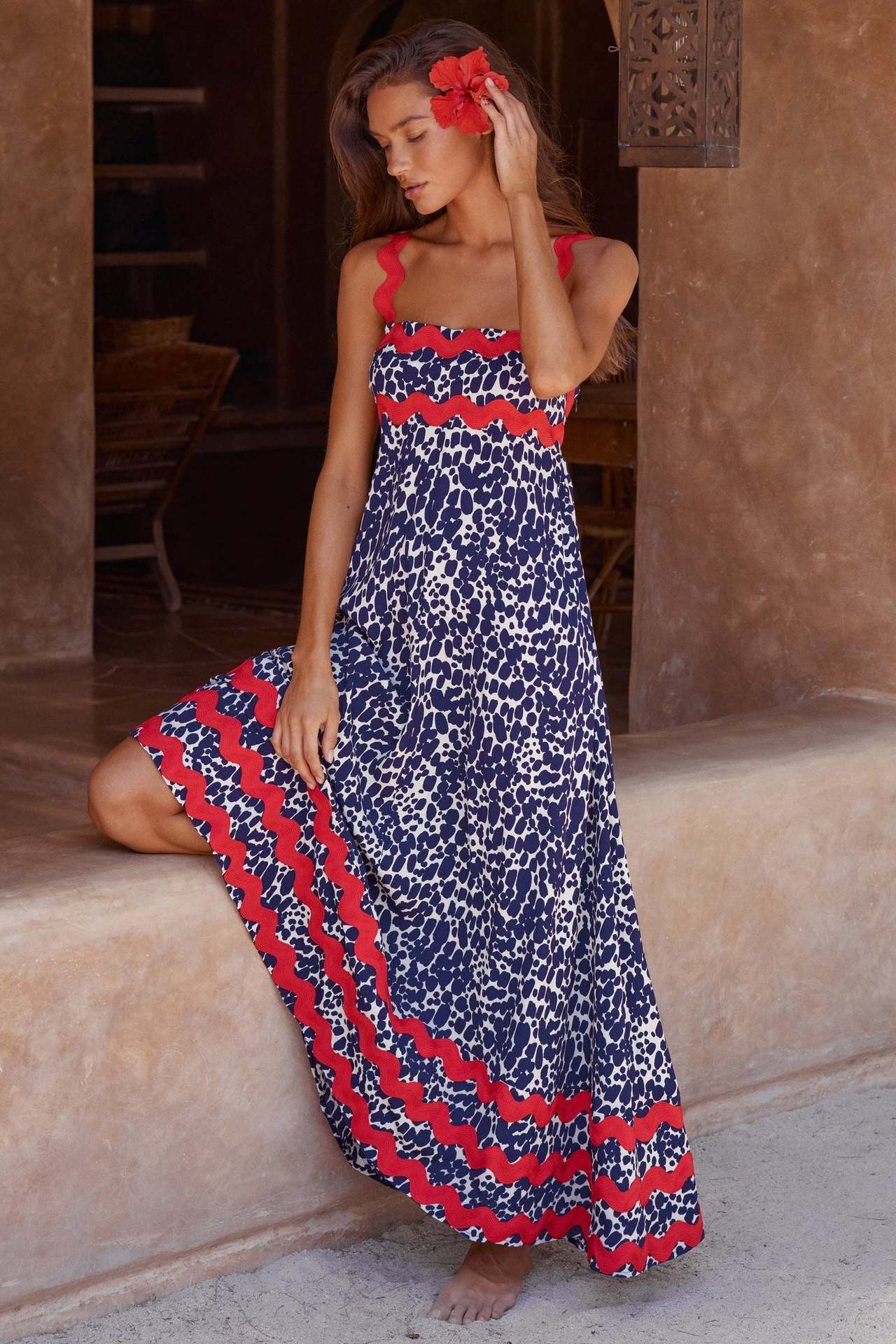 Women’s Floral Print Wavy Pattern Suspender Long Dress LE Fragrance