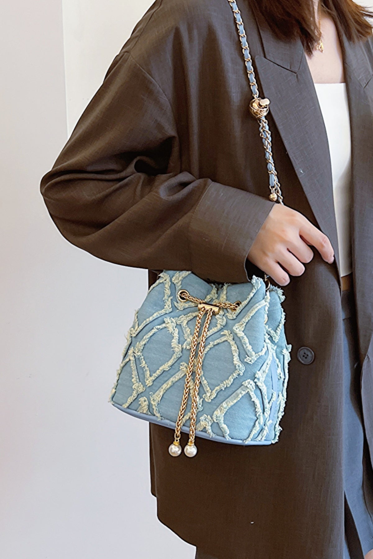 Trendsi Bags Casual Denim Bucket Bag with Raw Edge Finish  Trendy Women’s Shoulder Bag